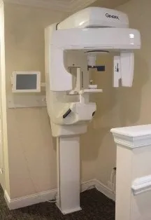 3d Imaging dental device at Ronen Gold, DDS